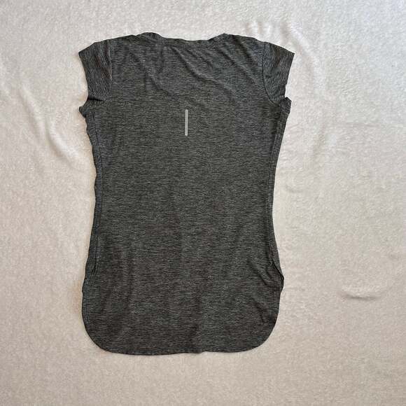 Reebok Women's Legend Graphic Shirt Sea Fog Heather Short Sleeve - Picture 4 of 7